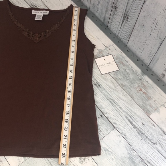 Sag Harbor Cotton Floral Stitch Casual Tank NWT Small - Picture 8 of 8